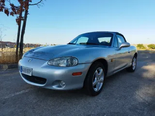 Mazda MX-5 1.6 110cv