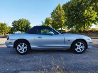 Mazda MX-5 1.6 110cv