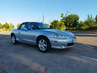 Mazda MX-5 1.6 110cv