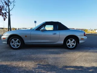 Mazda MX-5 1.6 110cv