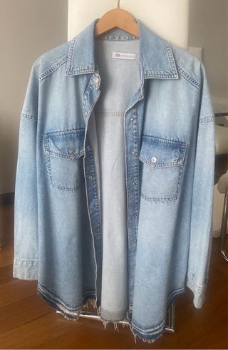 Camisa vaquera oversize Zara