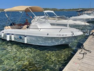 Pacific Craft 630 con Yamaha F150