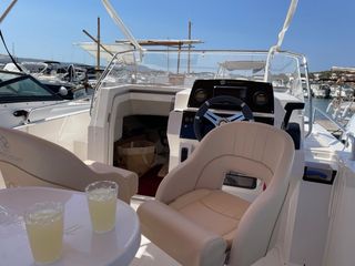 Pacific Craft 630 con Yamaha F150