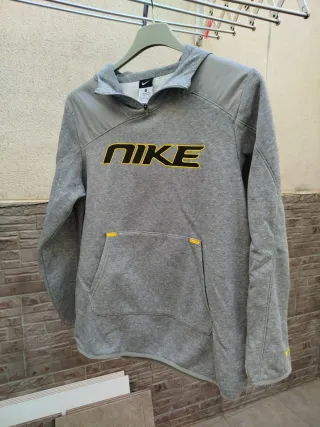 Sudadera Nike gris con capucha y bolsillo XL niño 