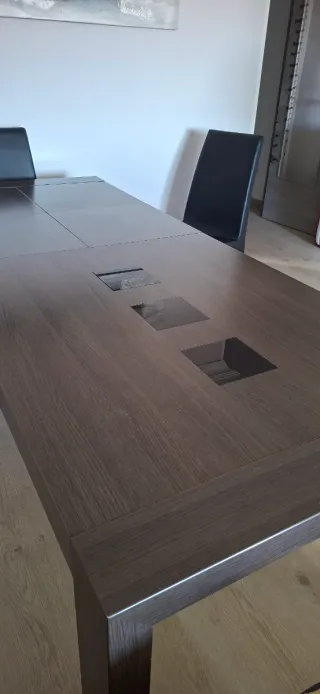 Comedor y dos mesas a juego+regalo 4 sillas.