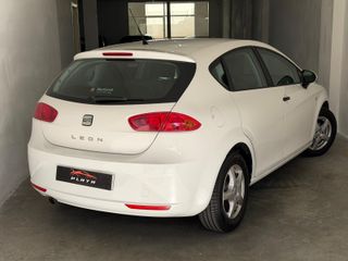 SEAT Leon etiqueta C verde