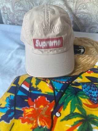 Gorra Supreme Rosa
