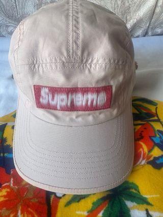 Gorra Supreme Rosa
