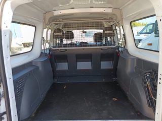 Renault Kangoo DCI LARGO MAXI 4 PLAZAS 95 CV