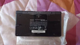 Nintendo DS Lite Negra + Lápiz