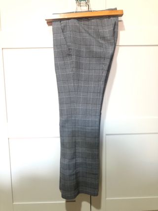 Pantalón cuadros Zara gris