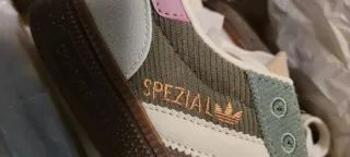 Zapatillas Adidas Spezial Verde y Rosa