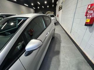 Ford Fiesta 1.1 IT-VCT Trend con solo 60.000 KM