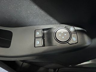 Ford Fiesta 1.1 IT-VCT Trend con solo 60.000 KM