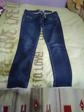 Pantalón vaquero Bershka mujer talla 38