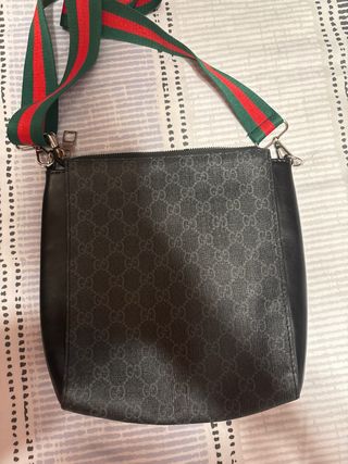 Riñonera Gucci Negra