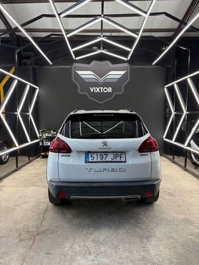 Peugeot 2008 1.2 GT Line PureTech S&S 130