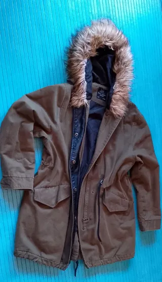 PARkA  J.Crew verde militar con capucha