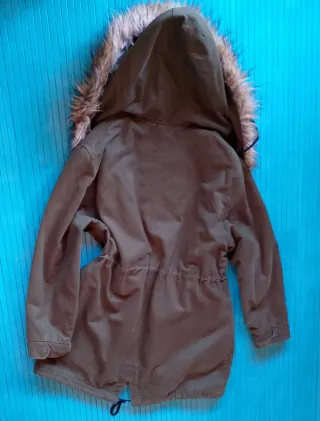 PARkA  J.Crew verde militar con capucha
