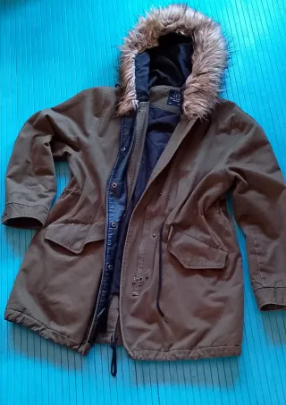 PARkA  J.Crew verde militar con capucha