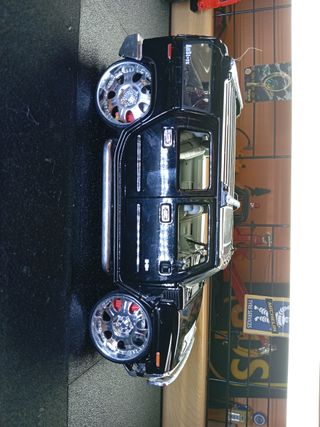 Maisto H2 Hummer Tuning 1:18 Negro