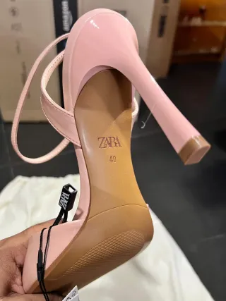 Sandalias Zara rosas tacón