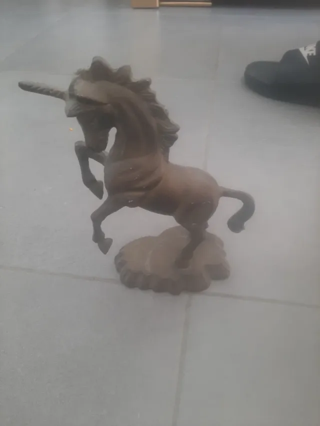 Figura de unicornio vintage