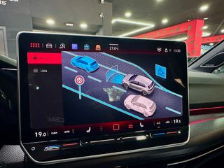 Volkswagen GOLF GTI 8,5 265cv