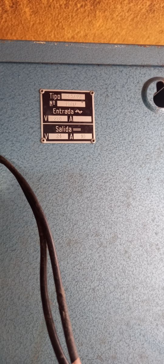 Cargador Batería Coche Antiguo