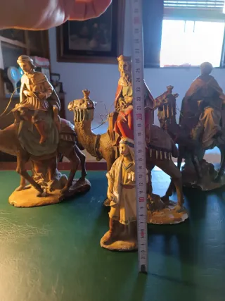 Antiguos Reyes Magos de Olot,en pasta de madera.