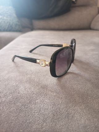 Gafas de sol Guess negras
