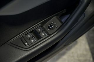 Audi A4   Advanced 30 TDI 100kW 136CV S tronic 