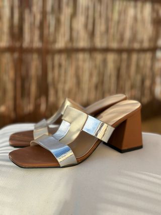 Sandalias Tacon Plataforma Dorado y Plateado