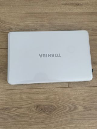 Portátil Toshiba Satellite C855-12R