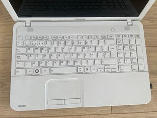 Portátil Toshiba Satellite C855-12R