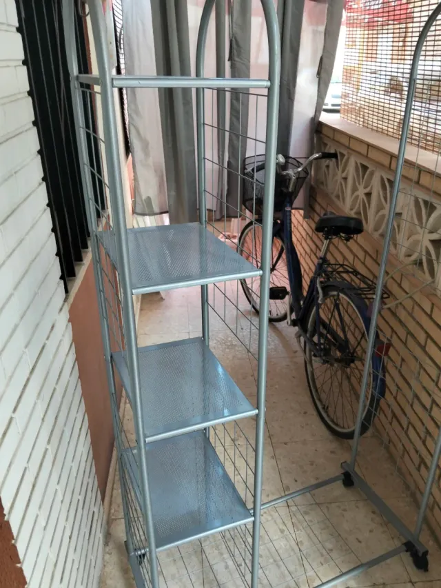 Estantería organizadora metálica