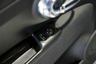 Fiat 500   Dolcevita 1.0 Hybrid 51KW 70 CV 