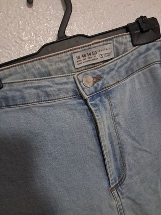 Pantalón vaquero azul claro Talla L