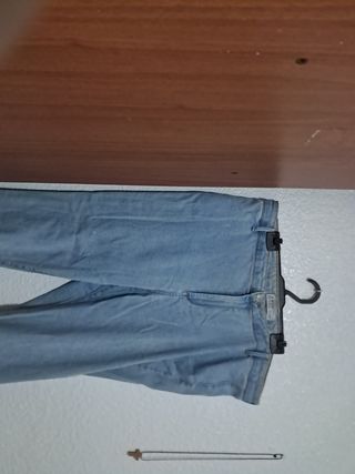 Pantalón vaquero azul claro Talla L