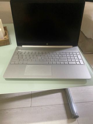 Portátil HP 15s Gris