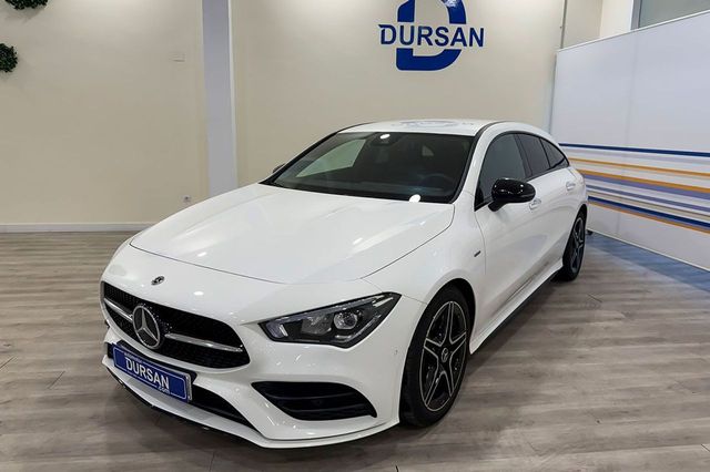 Mercedes CLA MERCEDES-BENZ   200 D DCT Shooting Brake