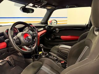 MINI Cooper JOHN COOPER WORKS