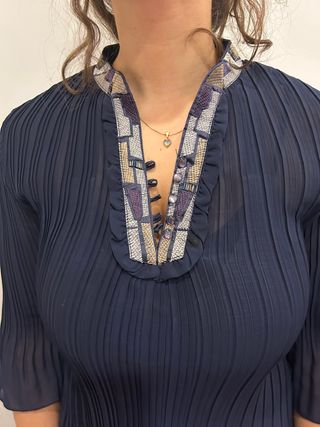 Blusa elegante blu plissettata taglia M/L donna