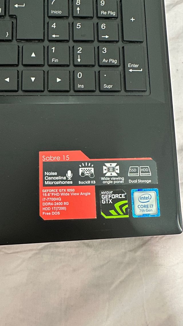 Portátil Gigabyte Sabre 15 Negro