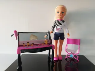 Nancy Star Tocador y Silla