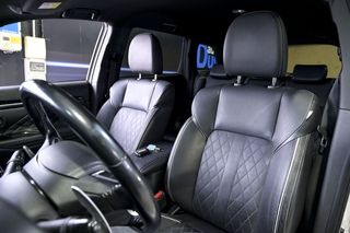 Mitsubishi Outlander   2.4 PHEV Kaiteki Auto 4WD 