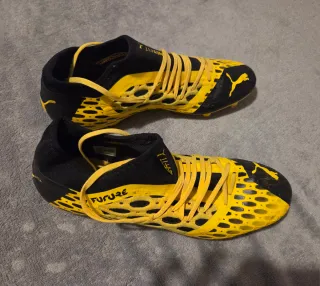 Botas de fútbol Puma Talla 45