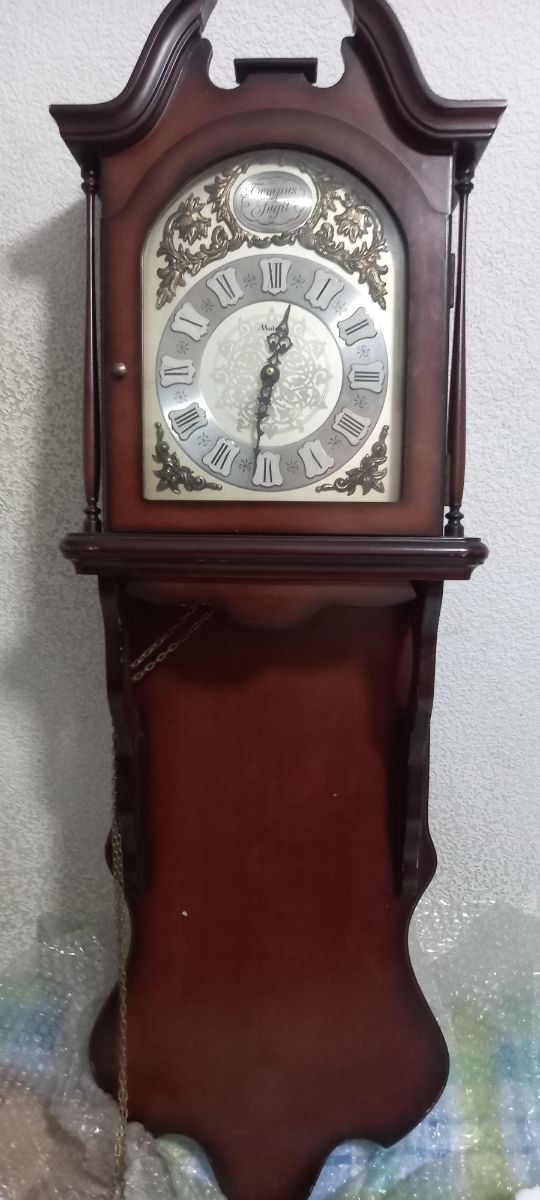 Reloj de pie madera