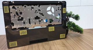 DELL LATITUDE 5480 PALMREST ( NUEVA ! )