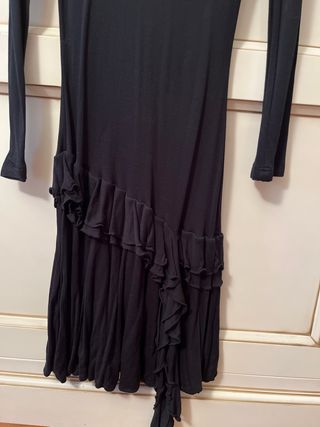 Vestido Didier Parakian negro con volantes T 40